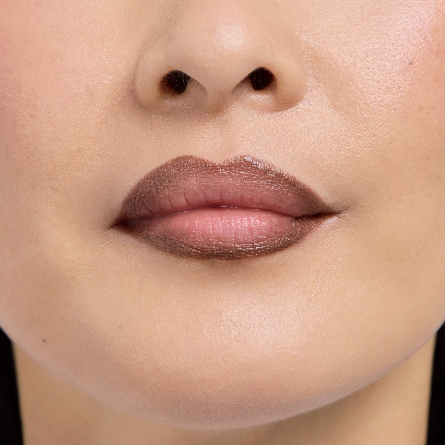 Lip Frame
